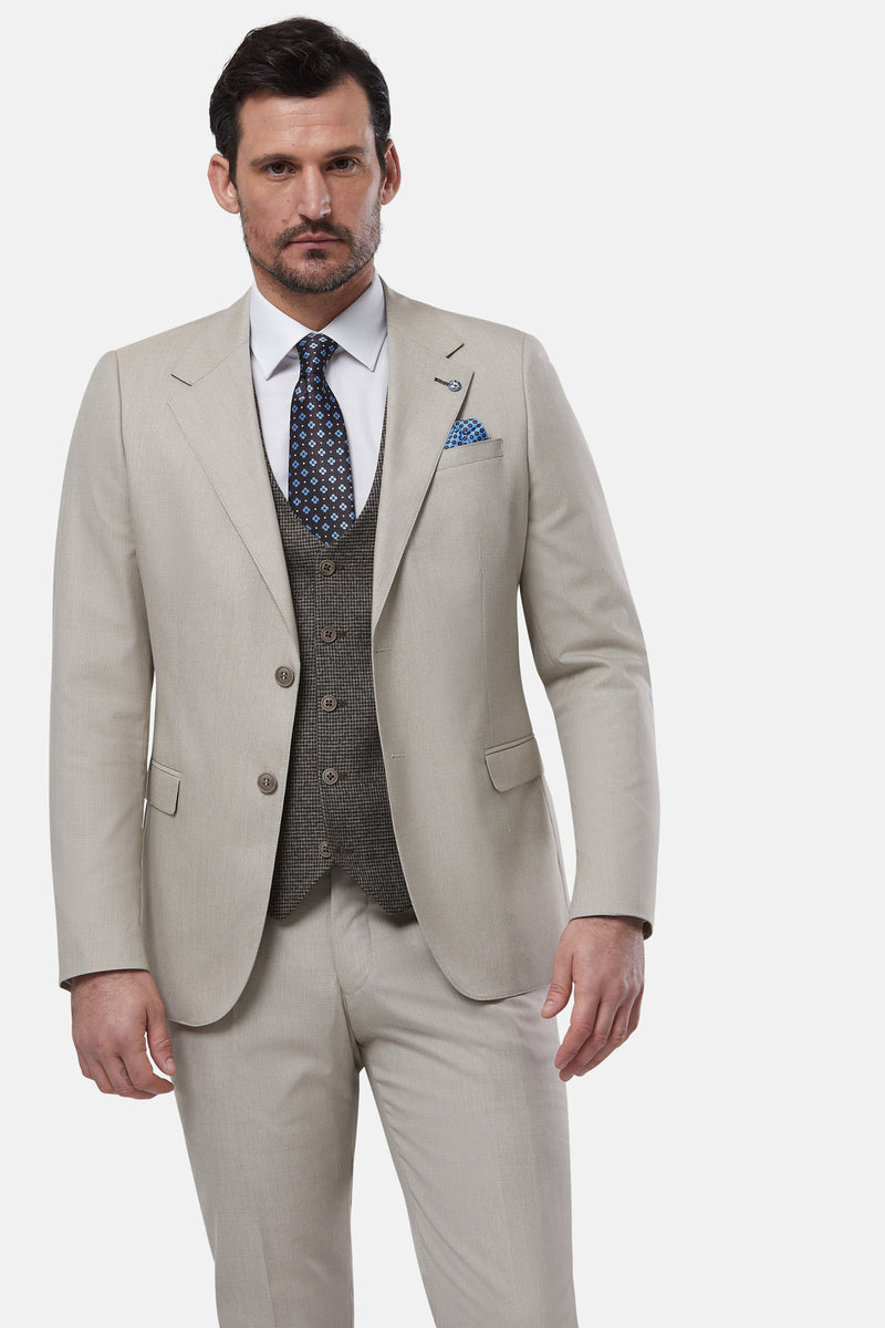 Benetti London 3 Piece Tailored  Fit Suit