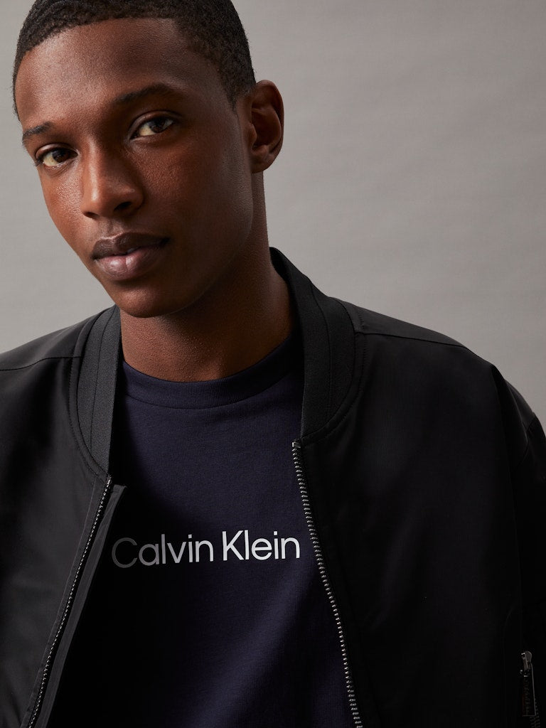 Calvin Klein Hero Logo Comfort T-Shirt