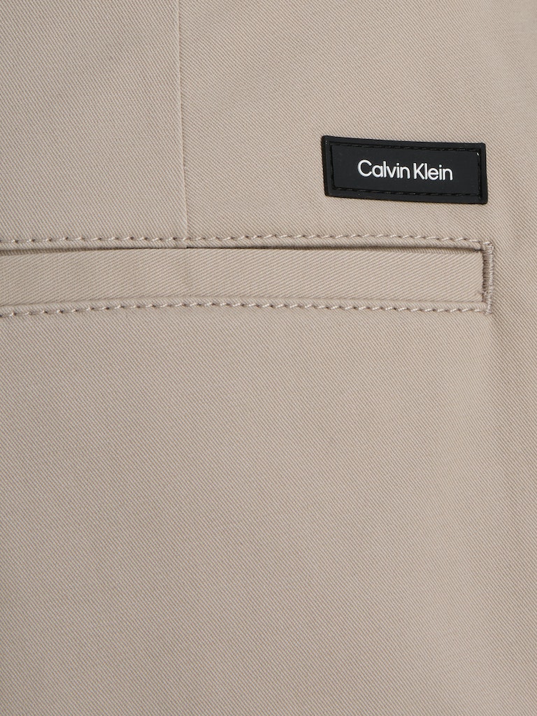 Calvin Klein Modern Twill Slim Short Bel