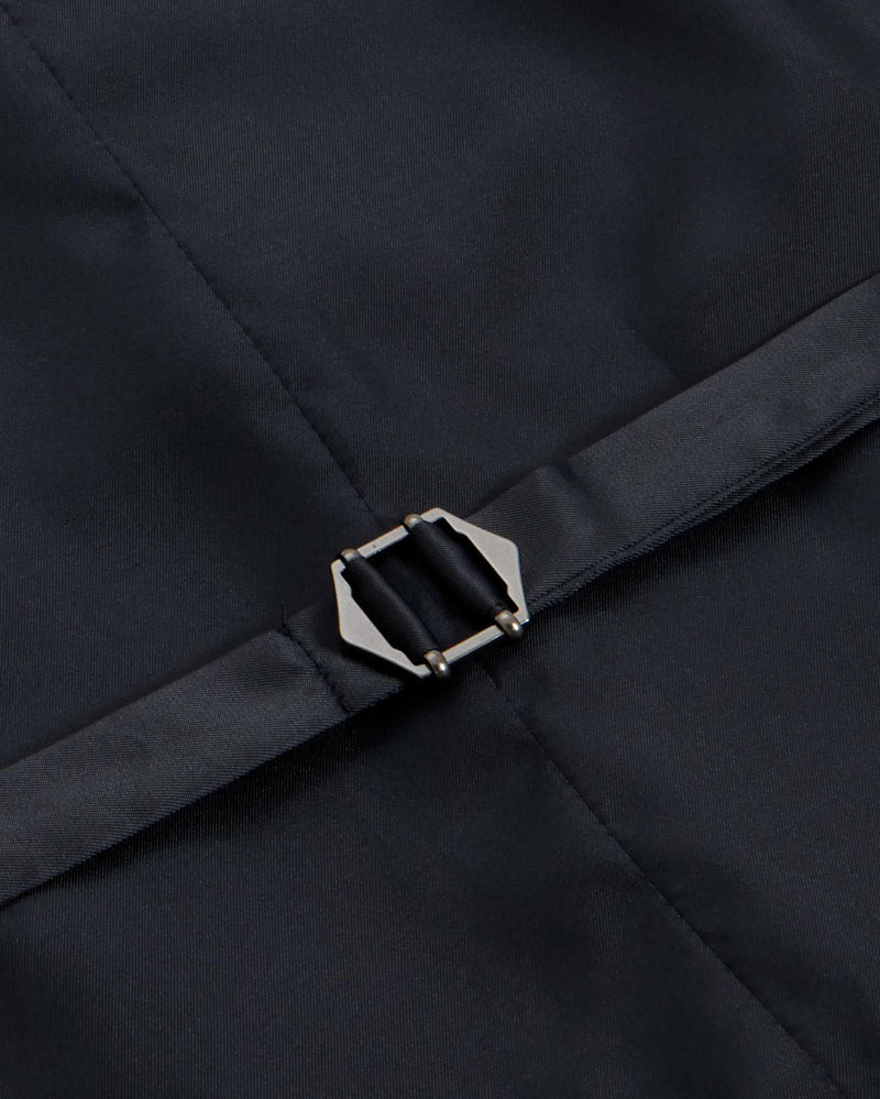 6th Sense Kingsley suit