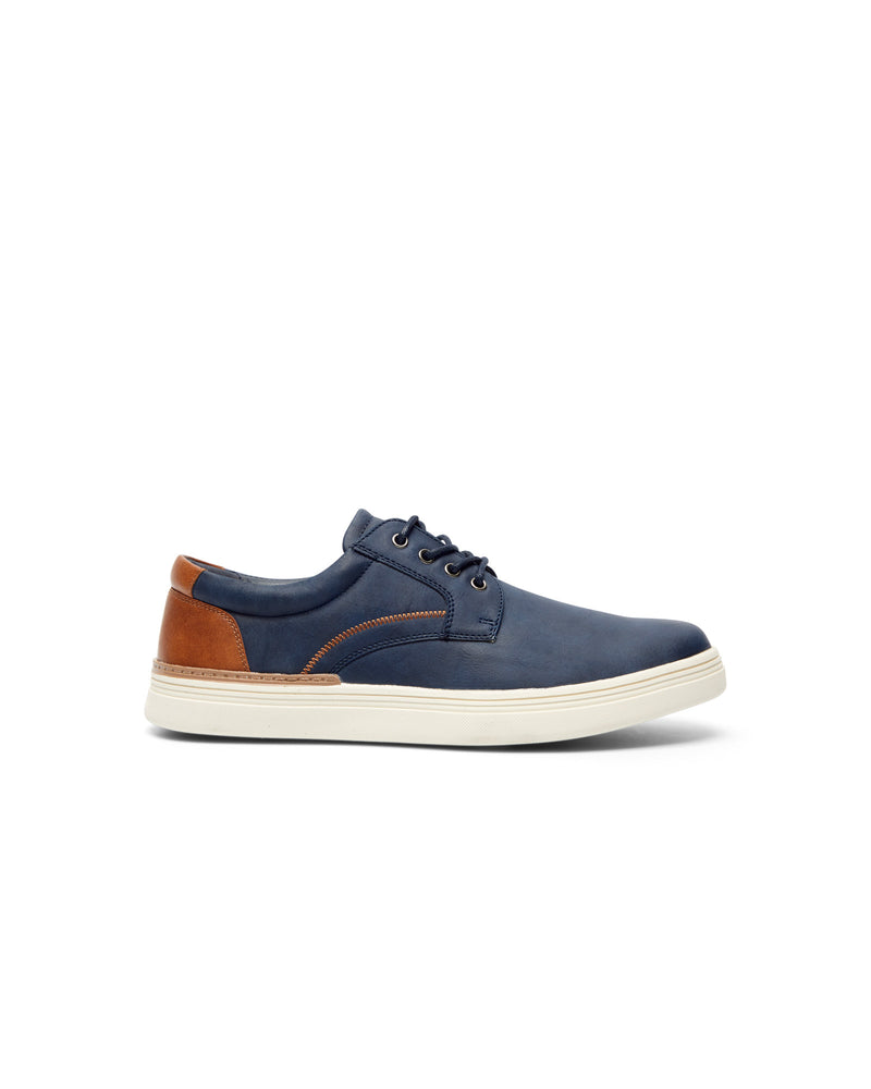 Lloyd & Pryce Finau Casual Shoe