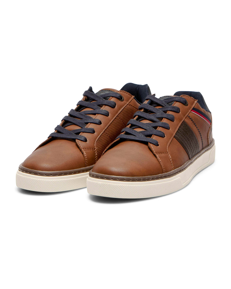 Lloyd & Pryce Rasaku Trainer