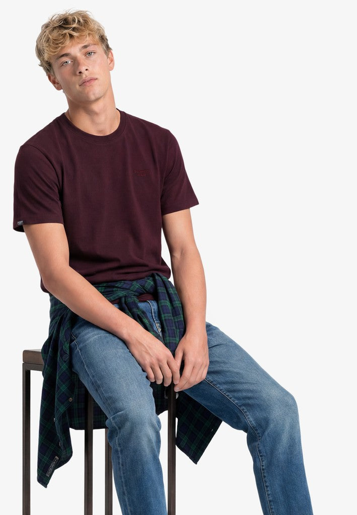 Superdry Essential Serif Logo Tee