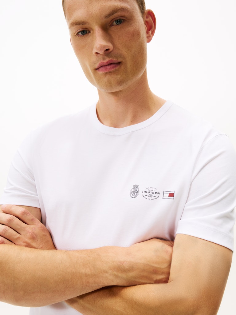 Tommy Hilfiger Small Crest Outline T-Shirt