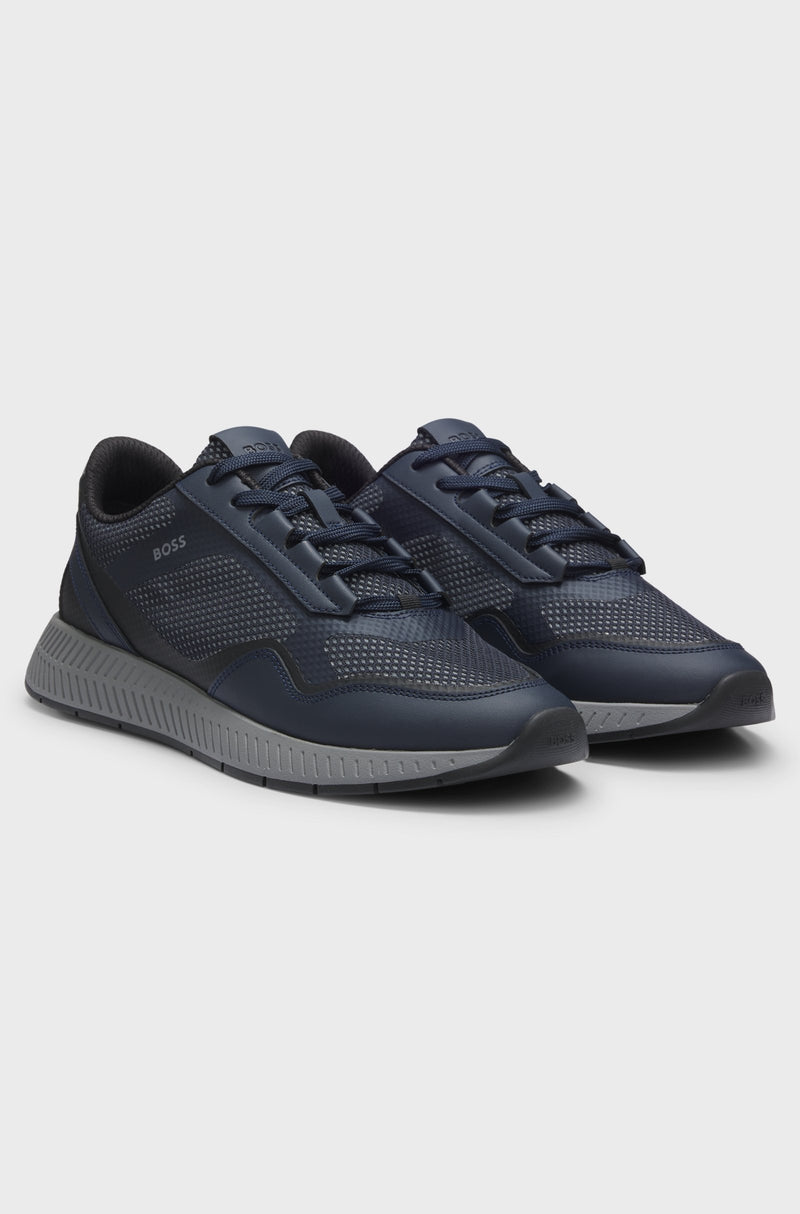 Boss Titanium Runn Trainer